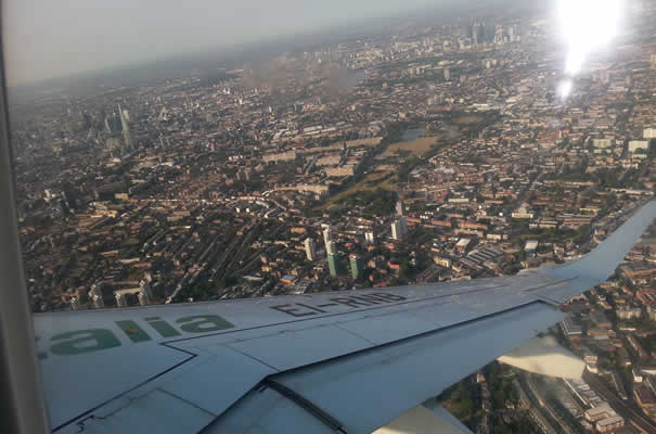 Vistas aterrizaje en London City Airport - East London